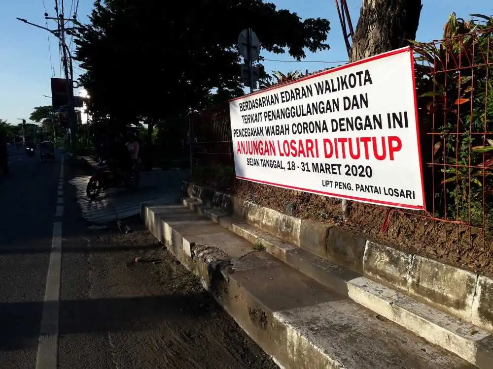 pantai losari di makassar ditutup karena virus corona covid 19