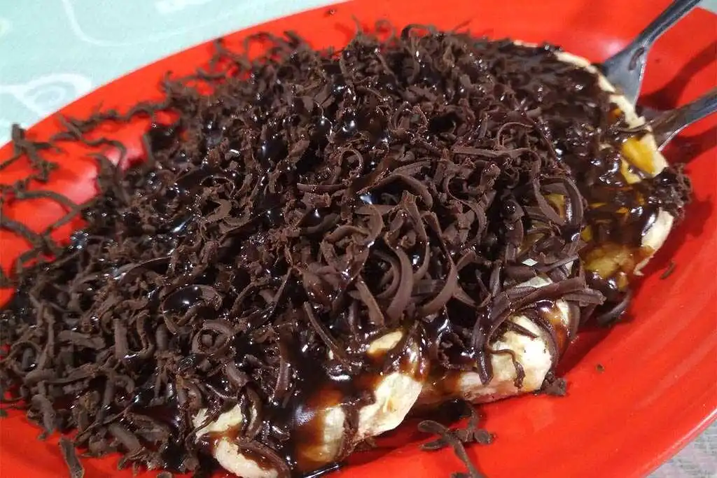 pisang-epe-pantai-losari-makassar